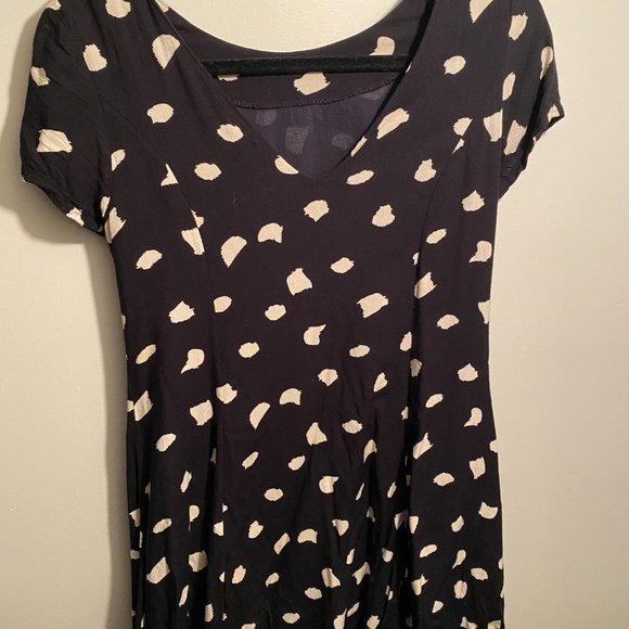 Black and white mini a-linet shirt dress Abstract Dots - Picture 3 of 5